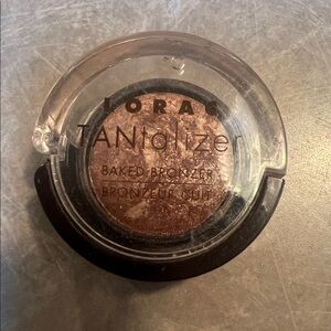 Lorac TANtalizer Baked Bronzer